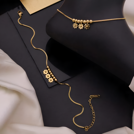 Florhena Floral Charm Gold Anklet